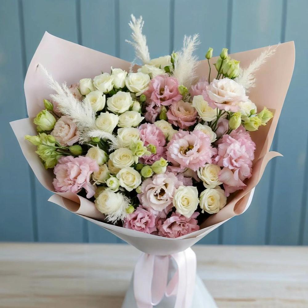 Букет цветов из: Альстромерии и Розы в Слободе