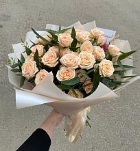 Букет Кремовые розы Латте в Слободе