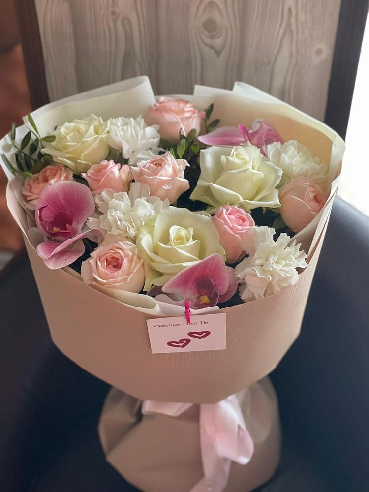 Букет цветов из: Орхидеи, Розы и Гвоздики в Слободе