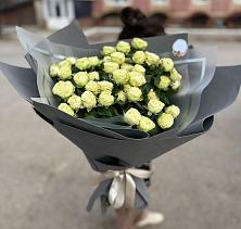 Букет Белые кустовые розы Солинеро в Слободе