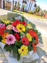 Букет цветов из:  Герберы #REPLACE_PRED# Слободе