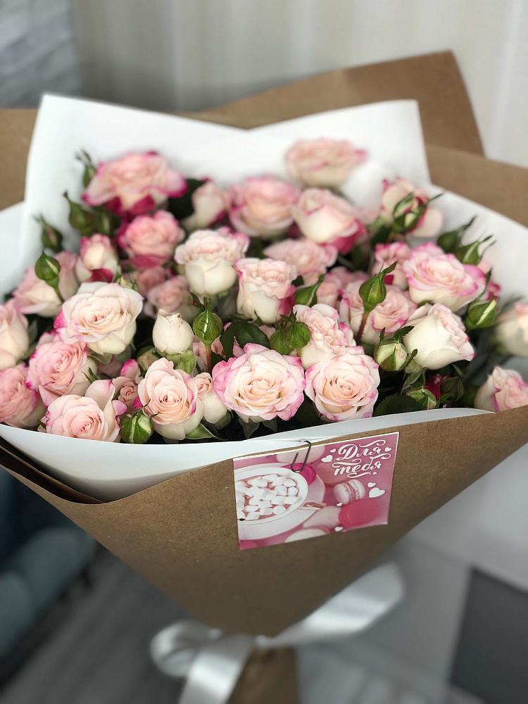 Букет цветов из: Розы в Слободе