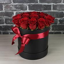 Цветочная композиция из Розы в шляпной коробке #REPLACE_PRED# Слободе
