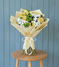 Букет цветов из:  Хризантемы и Розы в Слободе